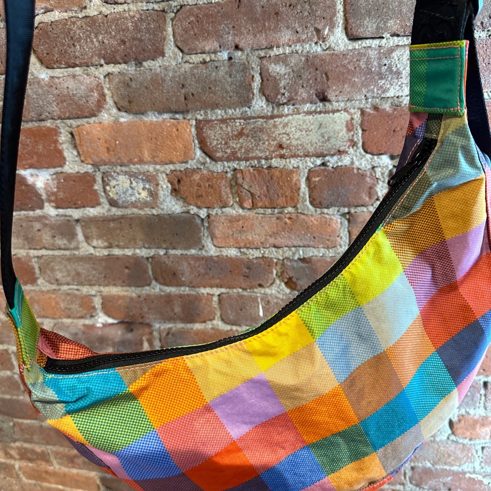 Baggu Crescent Bag in Madras